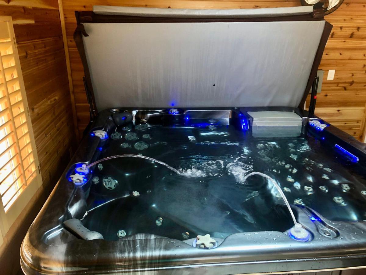 Blue Bear Den 3BR 2BA DTC Private Apt Hot Tub Exterior foto